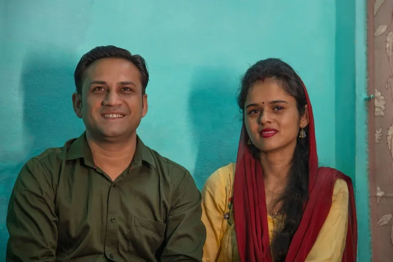 Doctor explaining IVF treatment process to couple at Florentine IVF Lucknow